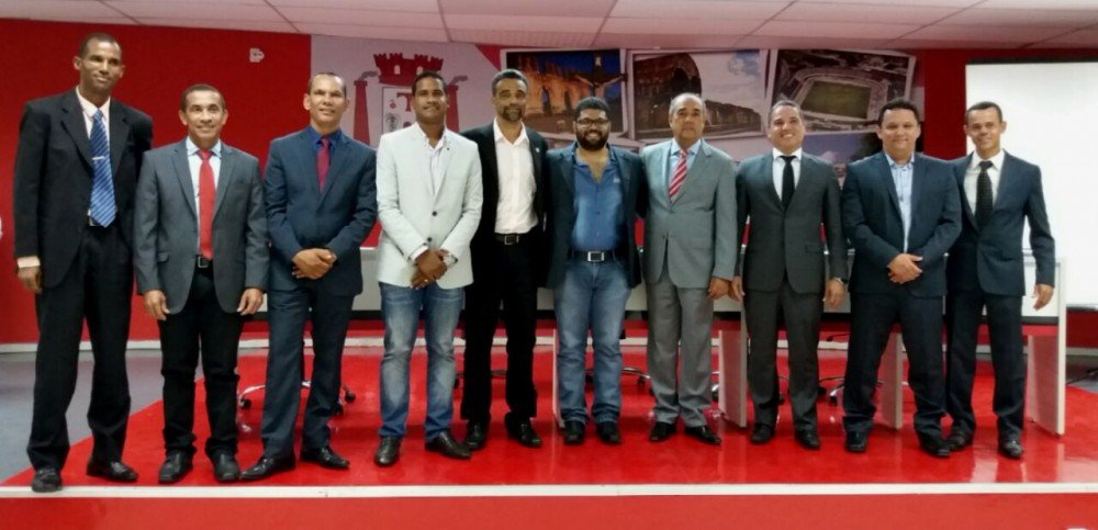 Secretário de Saúde faz apresentação na CMA