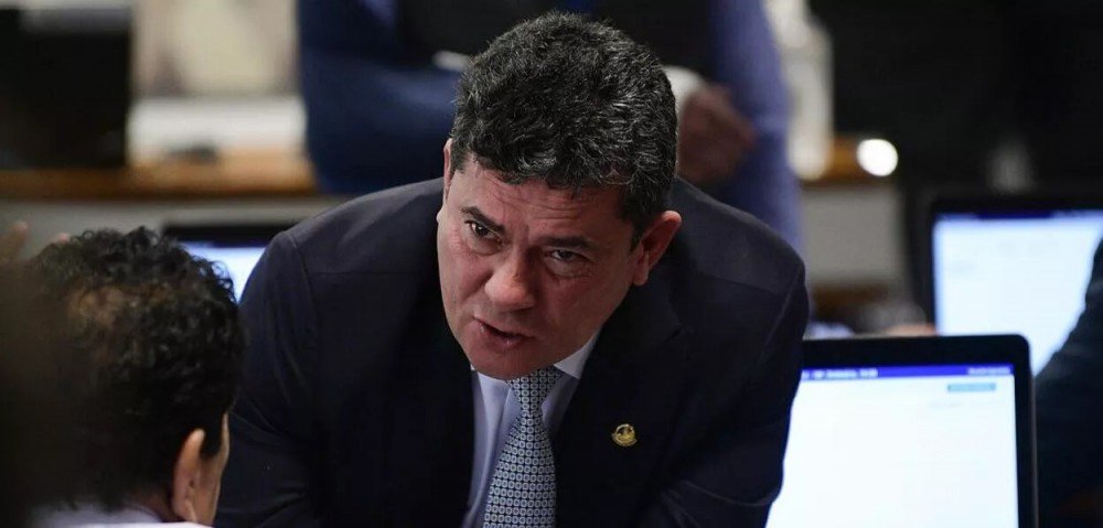 Moro recorre a membros do Judiciário para evitar cassação do mandato