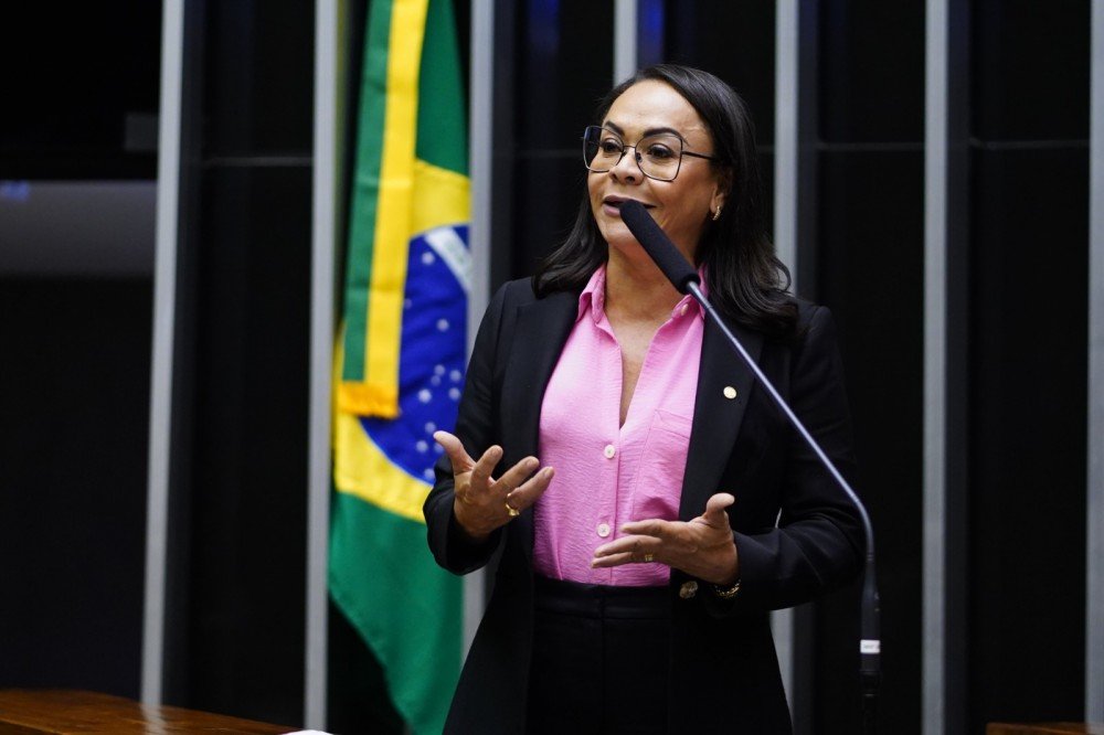 Deputada do PT quer suspender cobrança do “Minha Casa, Minha Vida” em caso de desemprego