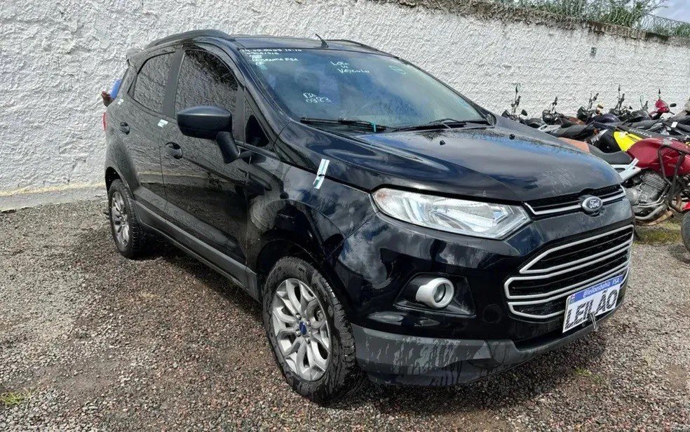 Detran realiza leilões online de mais de 1,3 mil veículos