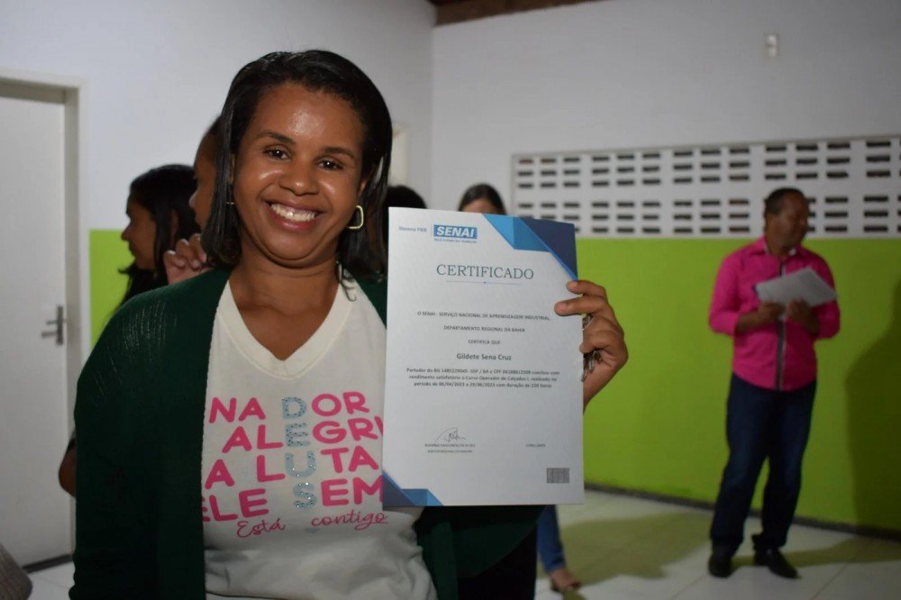 Certificação de cursos no Conjunto Habitacional Linha Verde expande horizontes no mercado de trabalho