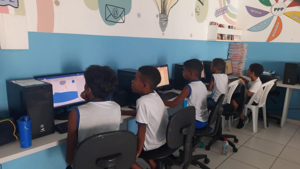 Projeto Letramento Digital - reforço multidisciplinar na rede municipal de Alagoinhas