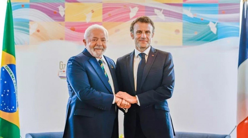 Macron agradece a Lula pela Cúpula da Amazônia e defende desmatamento zero