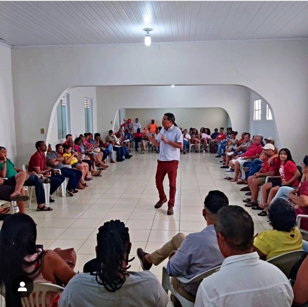 Após reunião ampliada, diretório do PT Alagoinhas reafirma a pré-candidatura de Radiovaldo à prefeitura