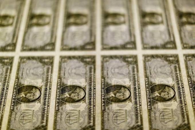O Banco Central vai conseguir impedir o dólar a 4 reais?