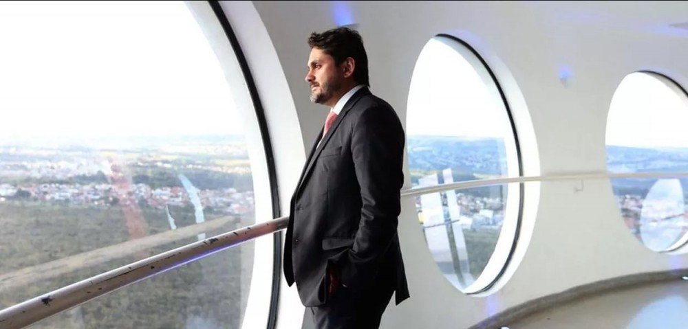 Empreiteira suspeita de fraude na Codevasf fez pagamentos para empresa ligada a Juscelino Filho (União Brasil), aponta PF