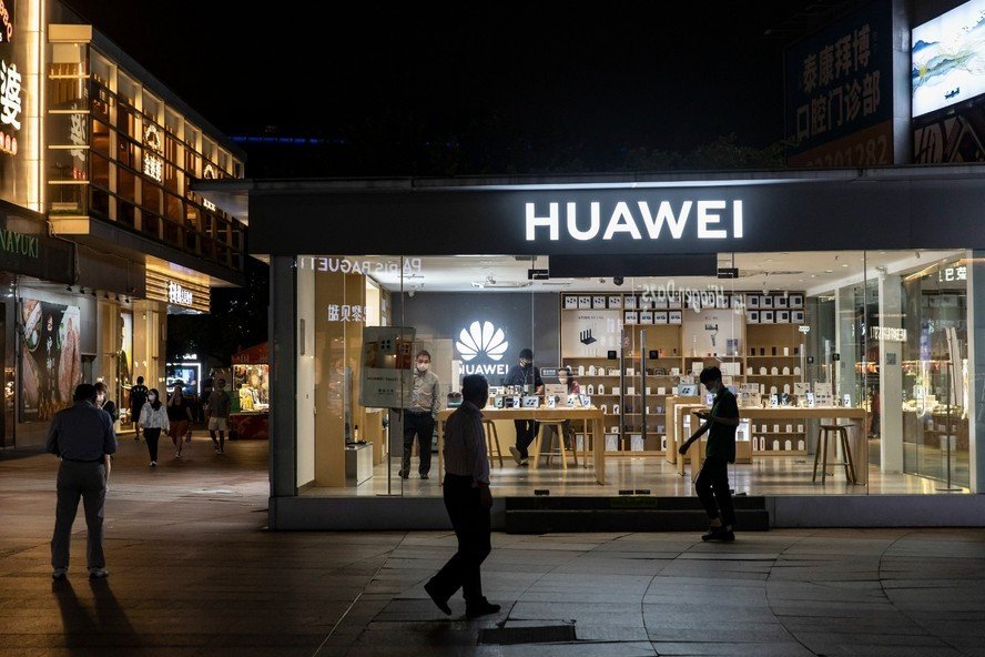 Chinesa Huawei lança novo smartphone em mais um capítulo da guerra tecnológica com EUA