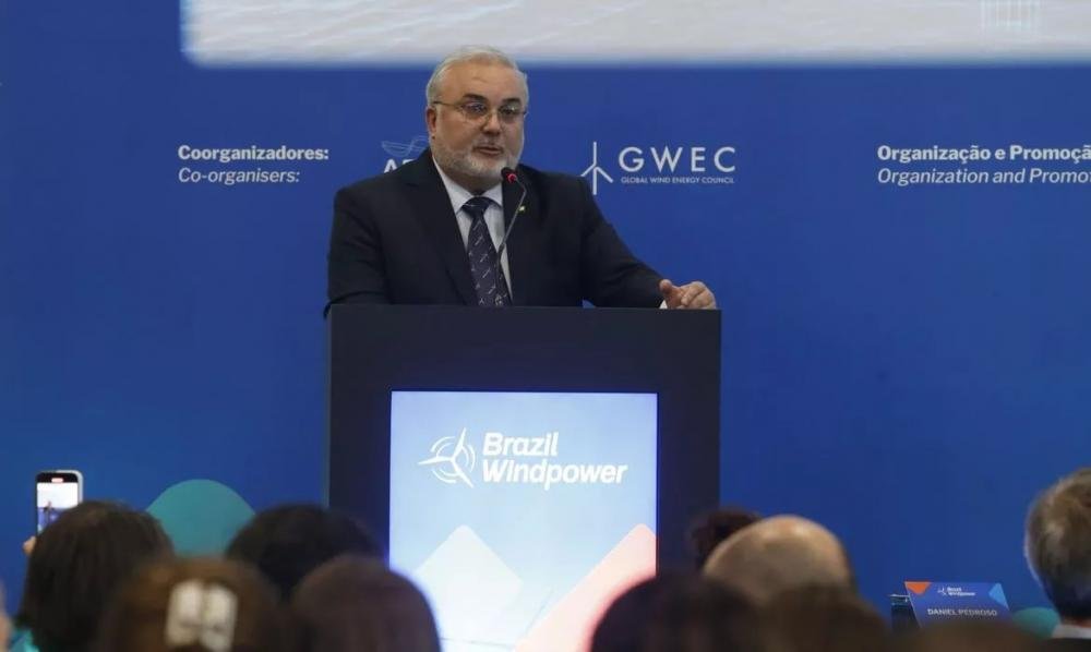 Petrobrás anuncia maior investimento em energia eólica da história do País