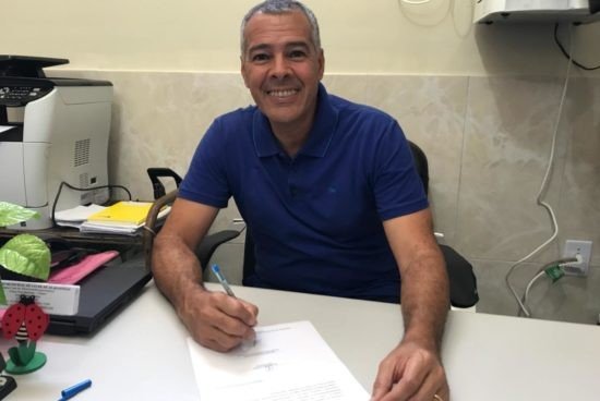 Prefeito Joaquim Neto reforça Saúde em Boa União com entrega de nova ambulância