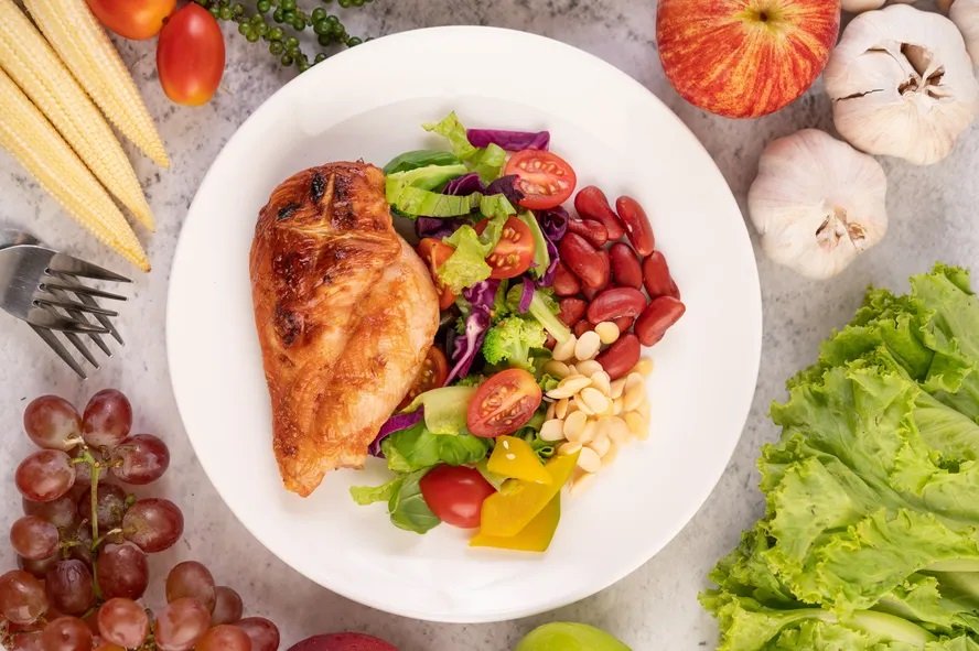 Dieta do jejum: o que 'uma refeição por dia' realmente faz ao seu corpo?