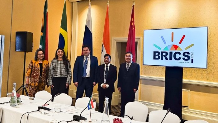 Em reunião de ministros do Turismo do BRICS, na África do Sul, Brasil defende esforços para ampliar conectividade aérea