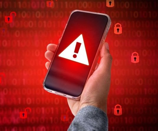 Falso Desenrola, Pix 'fantasma' – o que fez os golpes terem quadruplicado no Brasil?