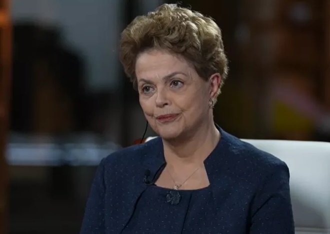 Há 13 anos, Dilma vencia Serra e se tornava a primeira mulher a presidir o Brasil
