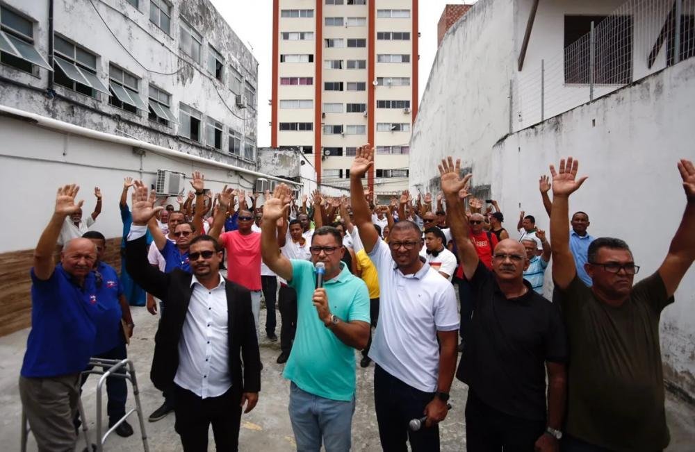 URGENTE: Rodoviários decidem aprovar estado de greve geral em Salvador; veja