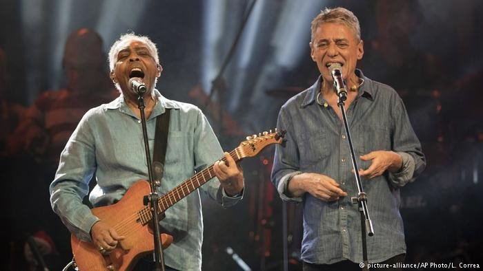 Festival no Rio pede libertação de Lula