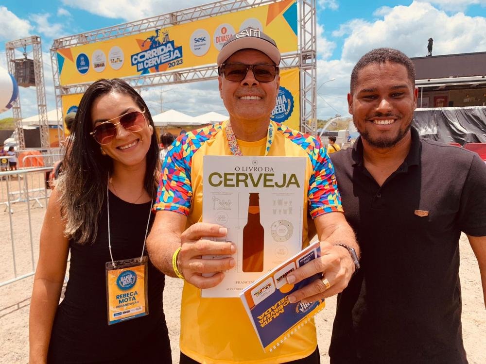 Francesca Sanci apresenta “O Livro da Cerveja” ao público baiano no festival Bahia Beer Alagoinhas
