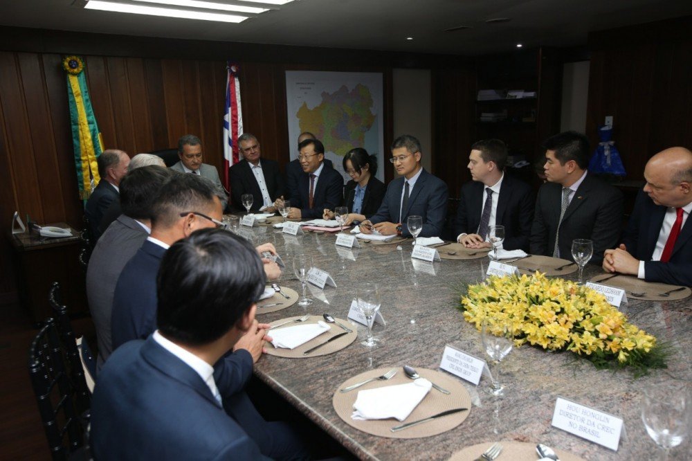 Presidentes de empresas chinesas avaliam obras da Ferrovia Oeste-Leste, Porto Sul e exploração de mina de ferro