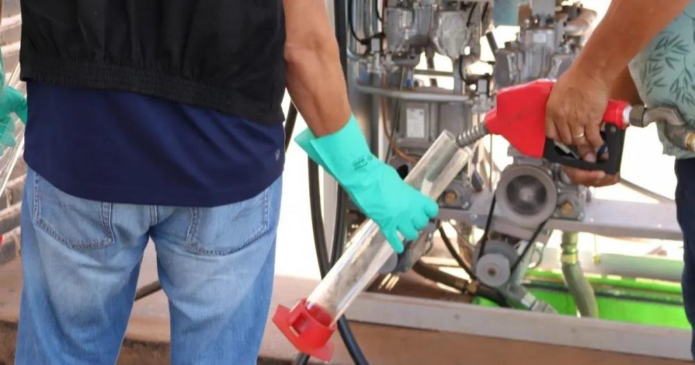 Diesel irregular é encontrado em postos de Salvador, Lauro de Freitas, Simões Filho e Mata de São João