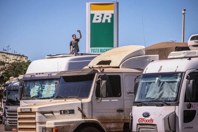 Petrobras elevará preços da gasolina a partir de quarta-feira