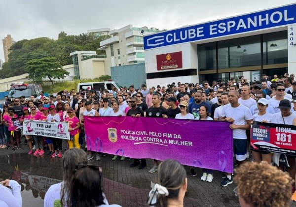 Polícia Civil faz mobilização na Barra pela defesa das mulheres