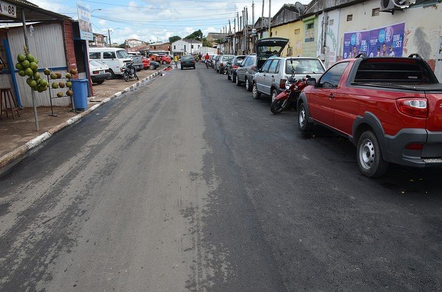 Prefeitura conclui pavimentação asfáltica na Lourival Batista