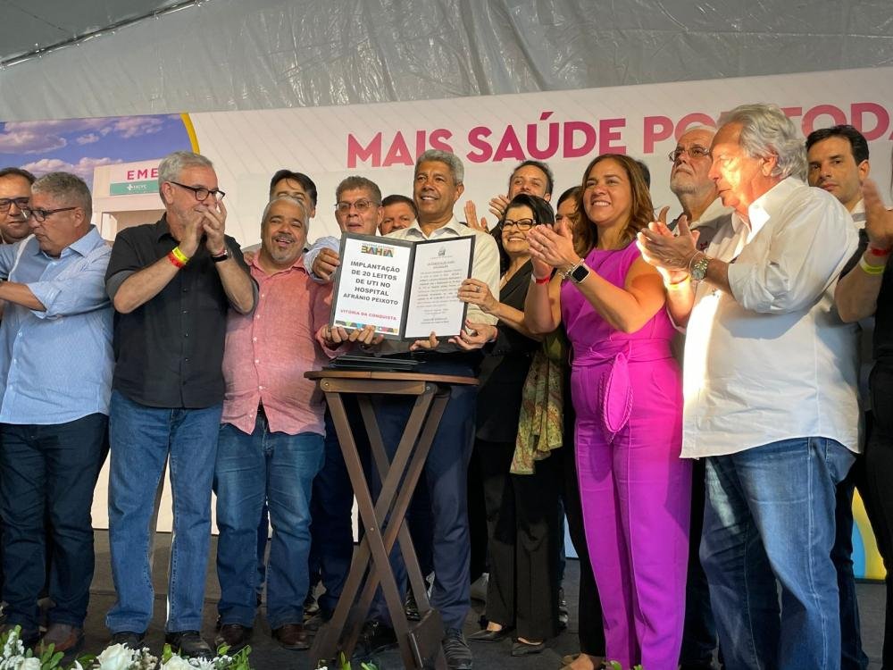 Governador e secretária de saúde da Bahia apresentam investimentos para Vitória da Conquista e região