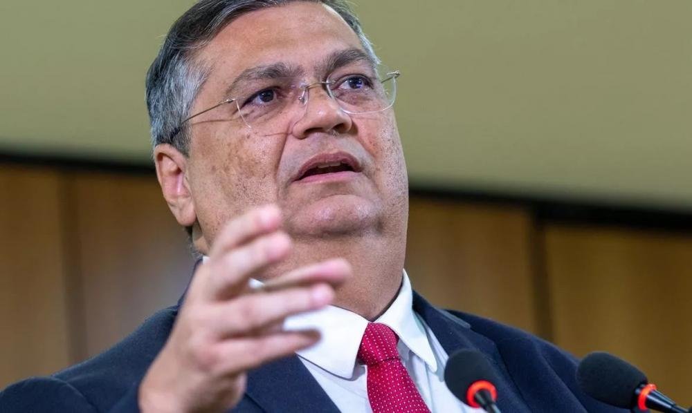 Dino será mais jurista e menos político na sabatina no Senado