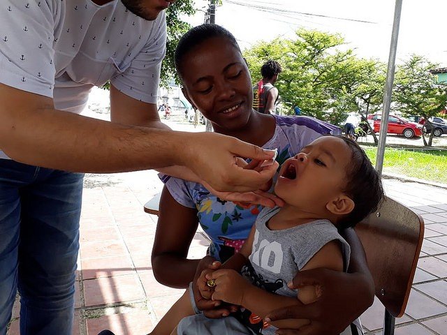 Prefeitura intensifica vacinação contra Poliomielite e Sarampo nesta sexta-feira (31)