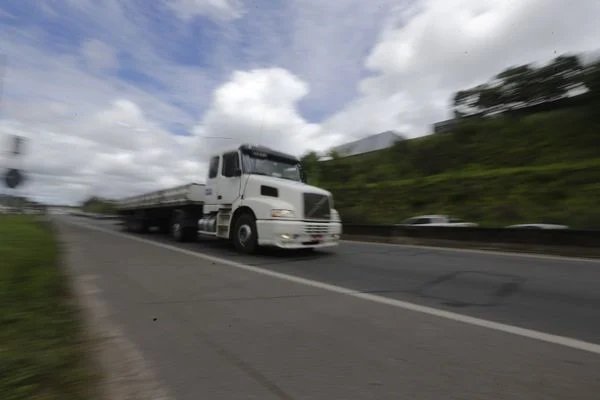 Quase 108 mil motoristas baianos devem realizar exame toxicológico até o dia 28 ou poderão ter carteira suspensa