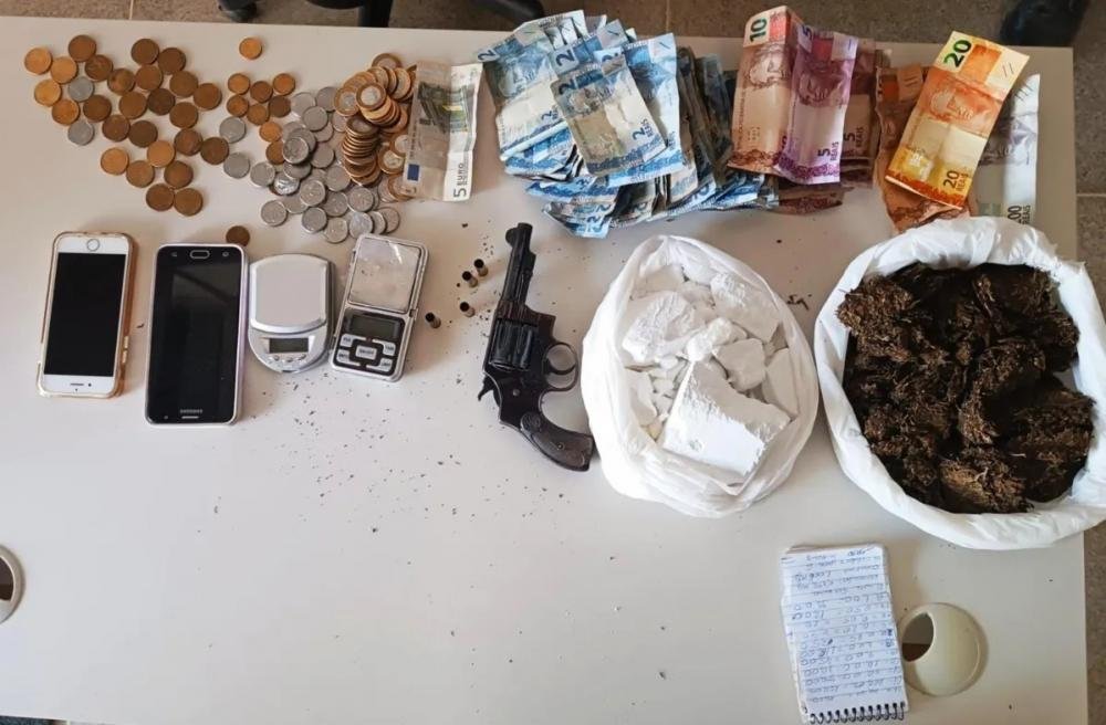 Quatro suspeitos de matar PMs morrem em confronto na Bahia