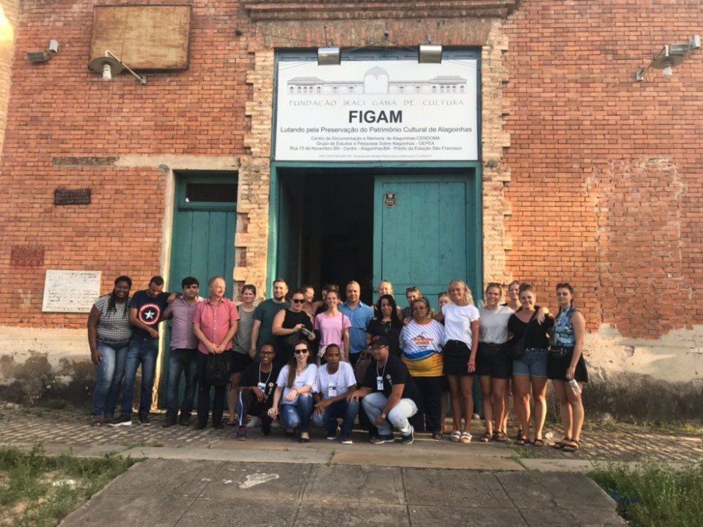 Memória, história e compartilhamento: Fundação Iraci Gama recebe visita de estudantes da Dinamarca