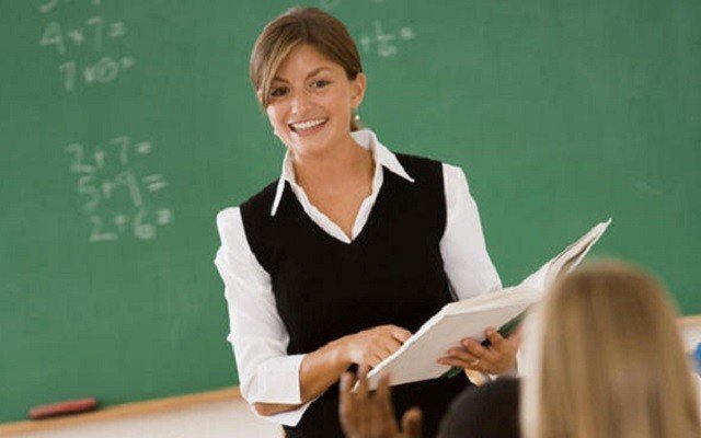 Convocados no concurso público da Educação do Estado têm até segunda-feira para apresentar a documentação