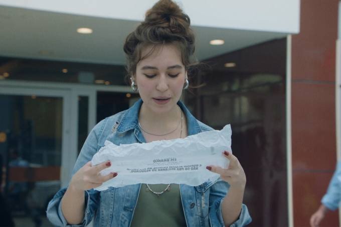 Burger King faz campanha de conscientização sobre voto em branco