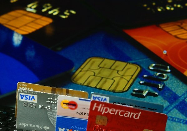 Queda da Selic barateia pouco crédito e prestações, avalia Anefac