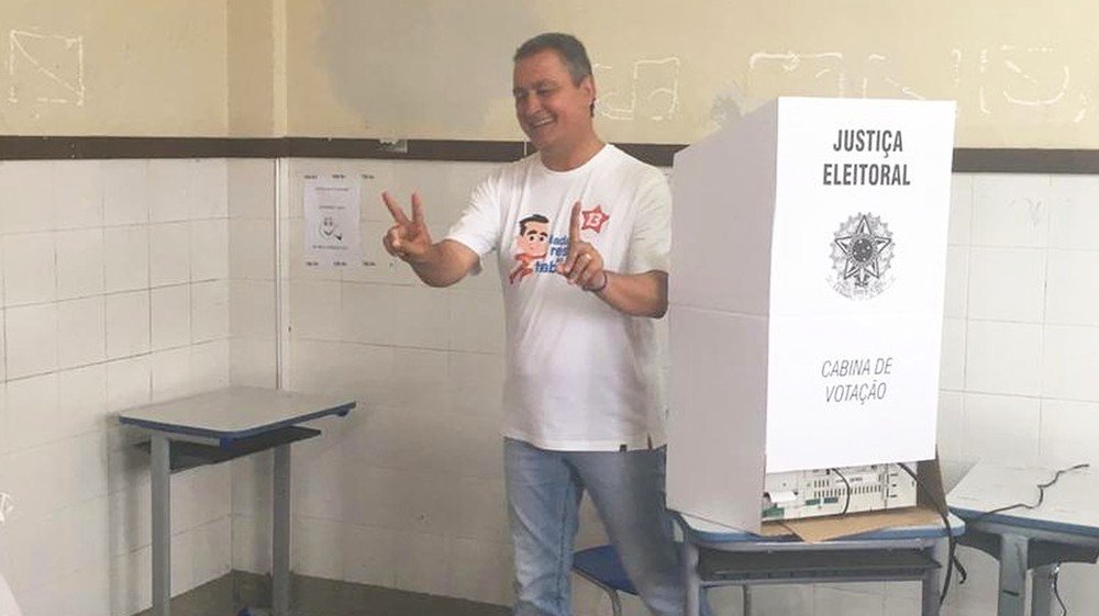 Rui Costa, do PT, é reeleito governador da Bahia