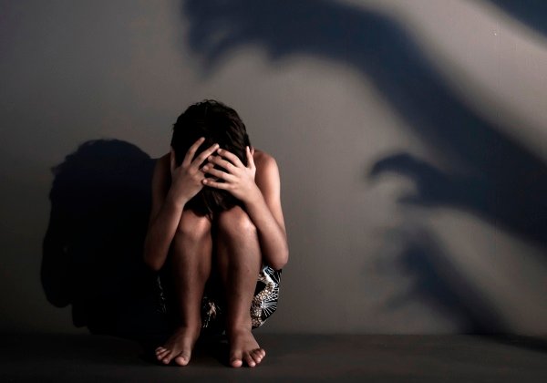 Garota de 15 anos é vítima de estupro coletivo em festa de Natal na BA