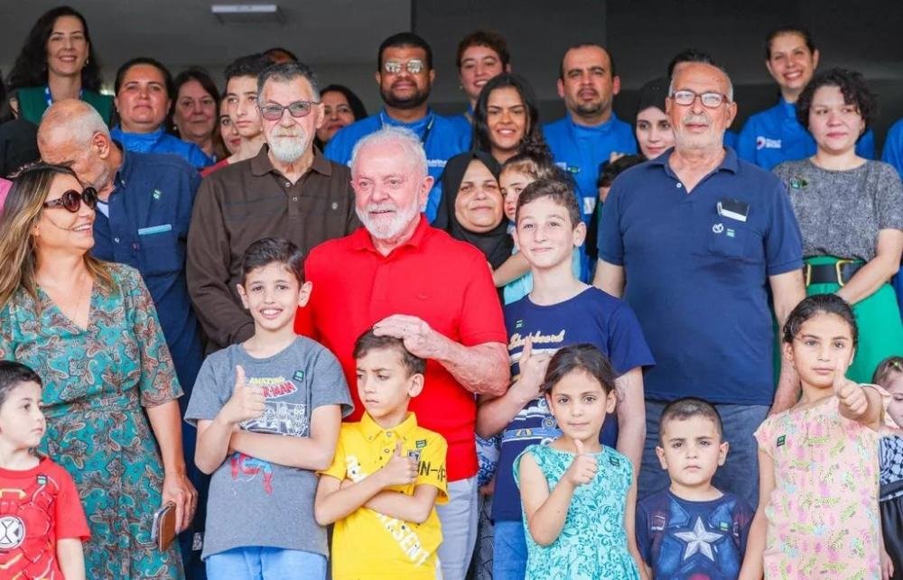 Lula diz que Brasil segue à disposição de quem quiser voltar de Gaza