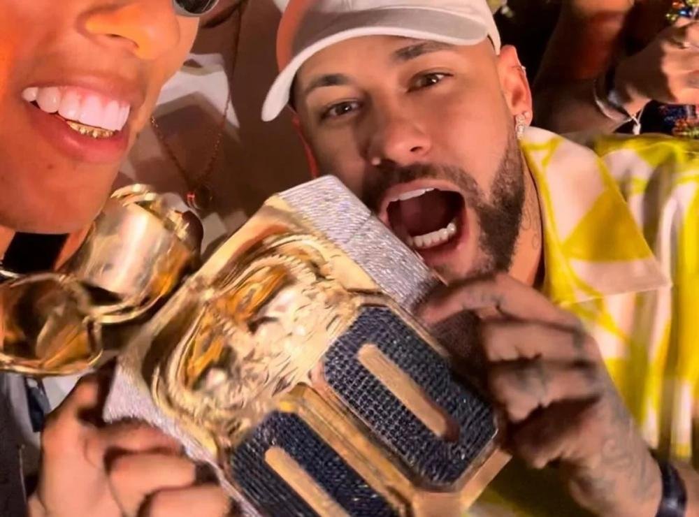 Neymar ganha cordão de R$ 2 milhões de influencer investigado pela PF