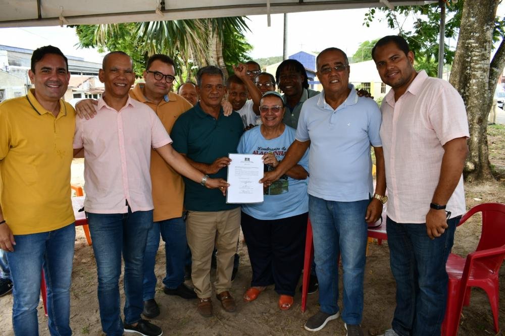 Ordem de serviço assinada para a requalificação do Campo da Brasilinha