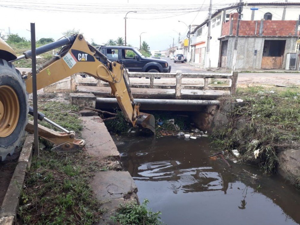 Após chuvas acima do esperado, prefeitura segue com força-tarefa para limpeza das ruas