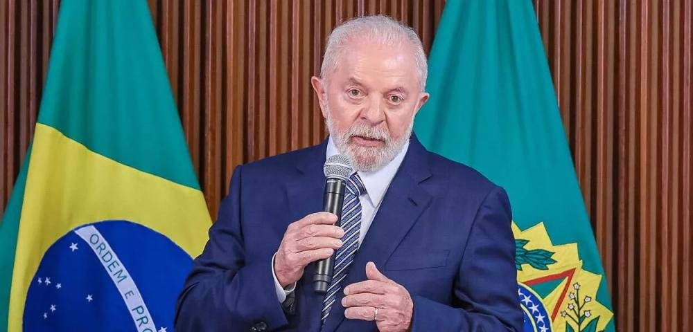 TSE aciona PF para apurar crime no caso em que Lula foi filiado ao PL de Bolsonaro com dados falsos