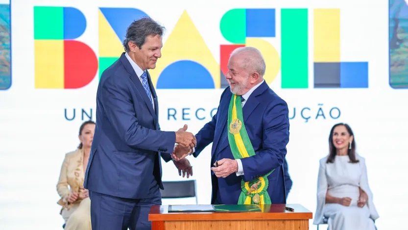 Lula cobra novas medidas para evitar desaceleração econômica em 2024