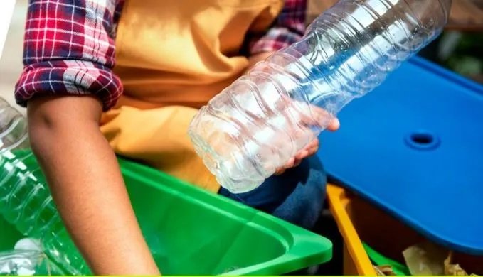 Bahia - Jovens desenvolvem aplicativo que facilita descarte de resíduo