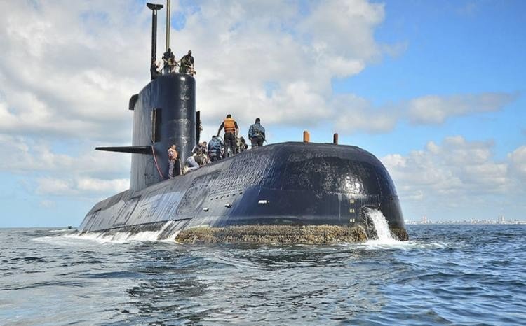 Após um ano do desaparecimento submarino argentino é encontrado