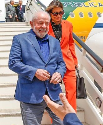 Brasil ‘nunca antes’ esteve tão respeitado, diz Lula ao justificar viagens ao exterior