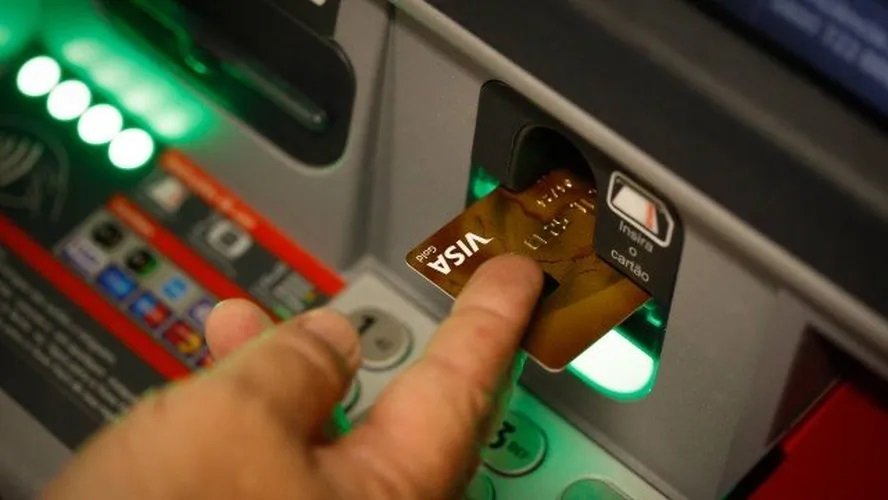 Estresse financeiro pode afetar mais a saúde que o luto e o divórcio, conclui novo estudo; entenda