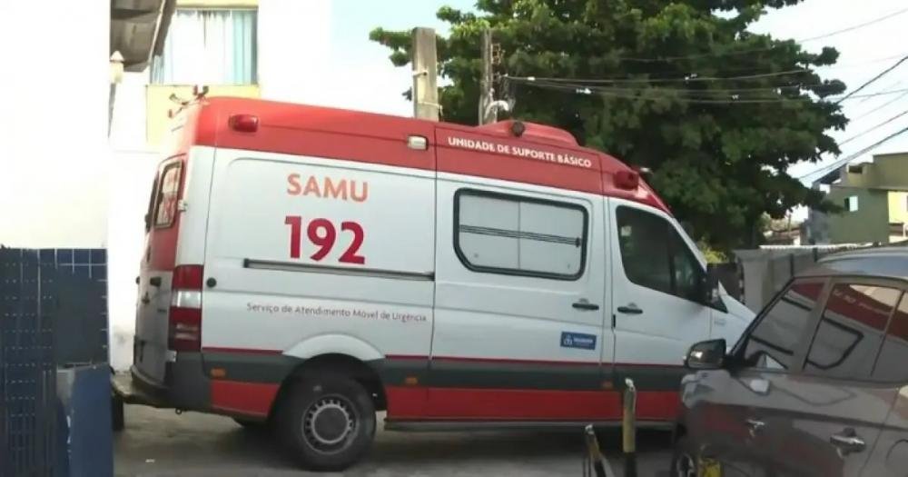 Salvador - Homem rouba ambulância do Samu e comete assaltos