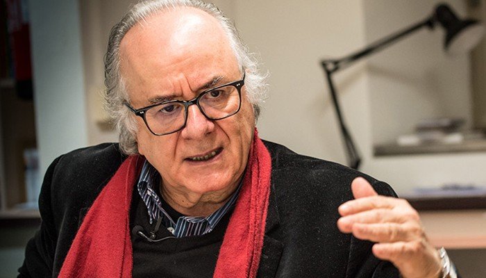 Bolsonaro é um homem do sistema que se apresenta como anti-sistema, diz Boaventura Sousa Santos