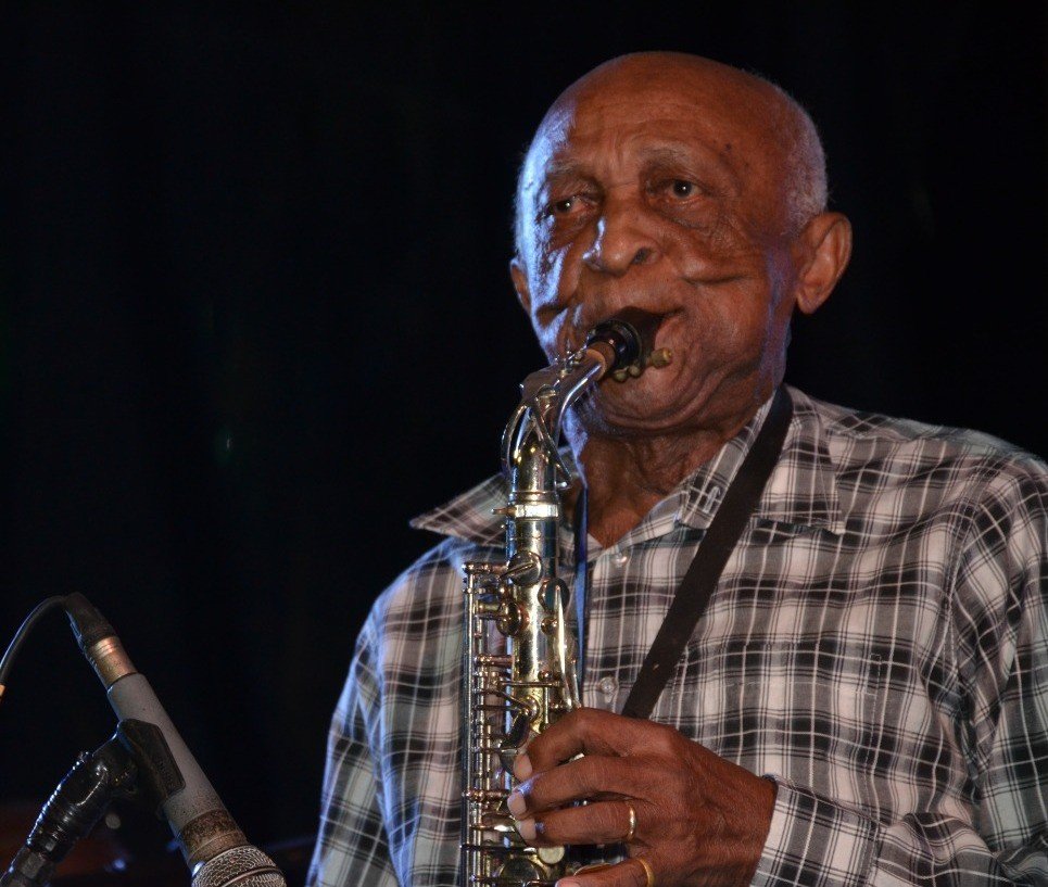 Prefeitura manifesta pesar pelo falecimento do maestro Benigno