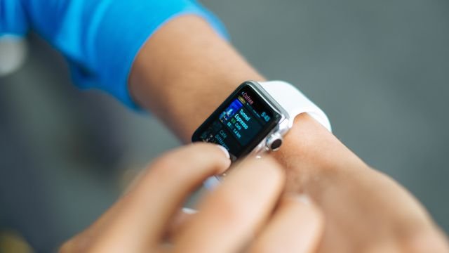 Anvisa alerta: smartwatches não podem ser utilizados para medir glicemia